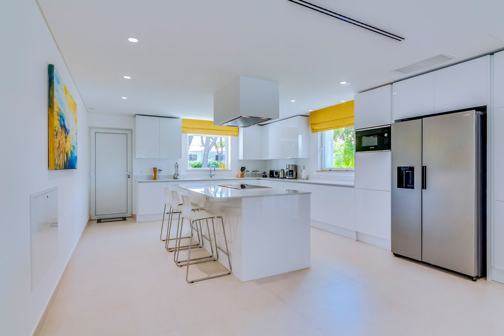 Premium Deluxe 50 Pine Cliffs Olivers Travels 1  5 