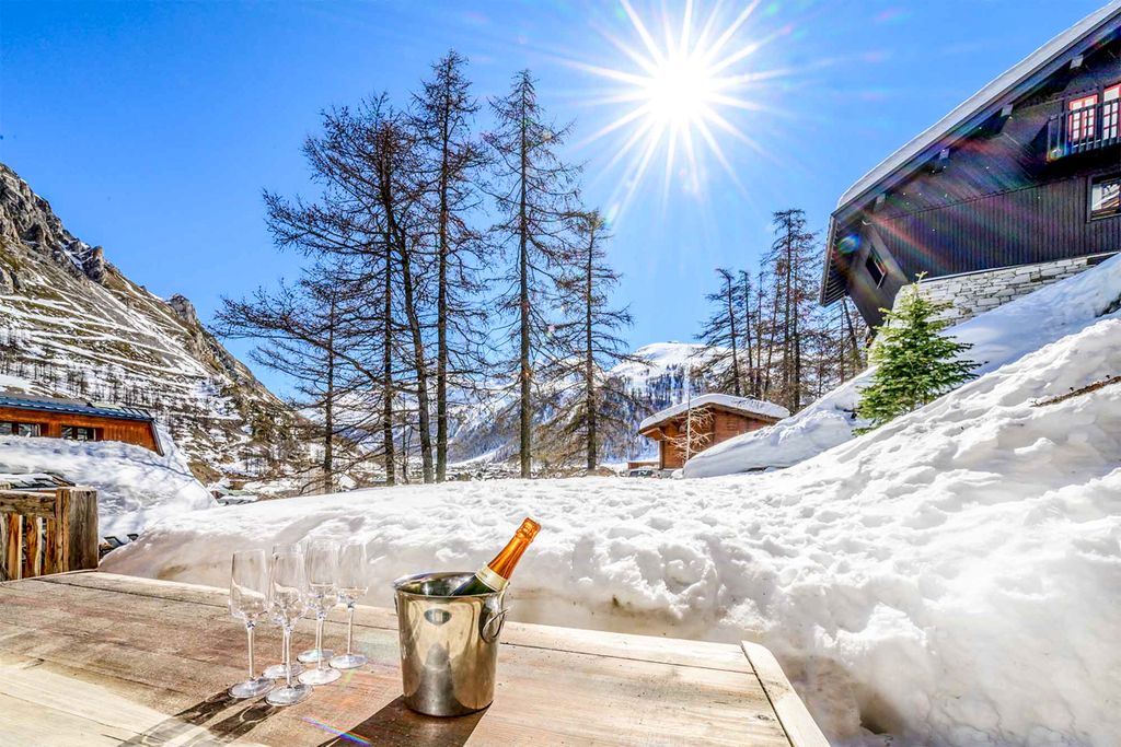 Chalet Chloe Val Isere Olivers Travels 1