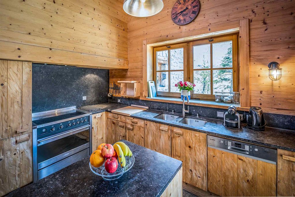 Chalet Barbara Val Isere Olivers Travels 4