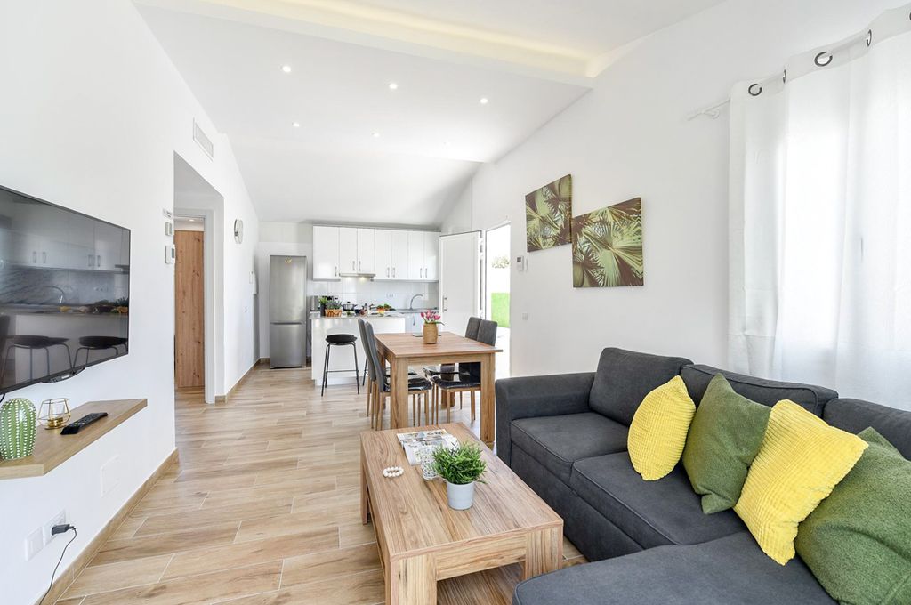 Casa Londres Gran Canaria Olivers Travels 3