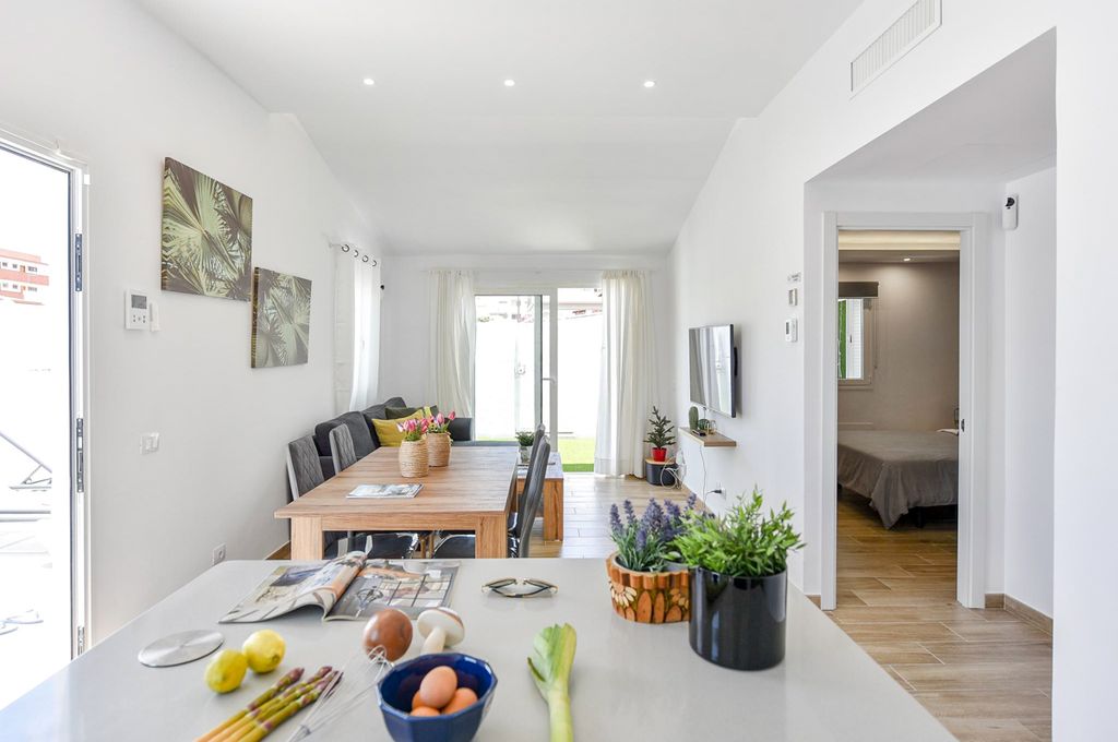 Casa Londres Gran Canaria Olivers Travels 4