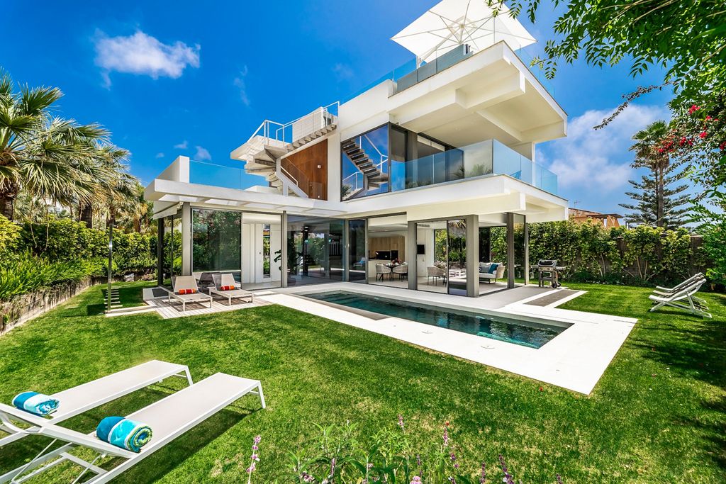 Villa Diolo Costa del Sol Olivers Travels   1 