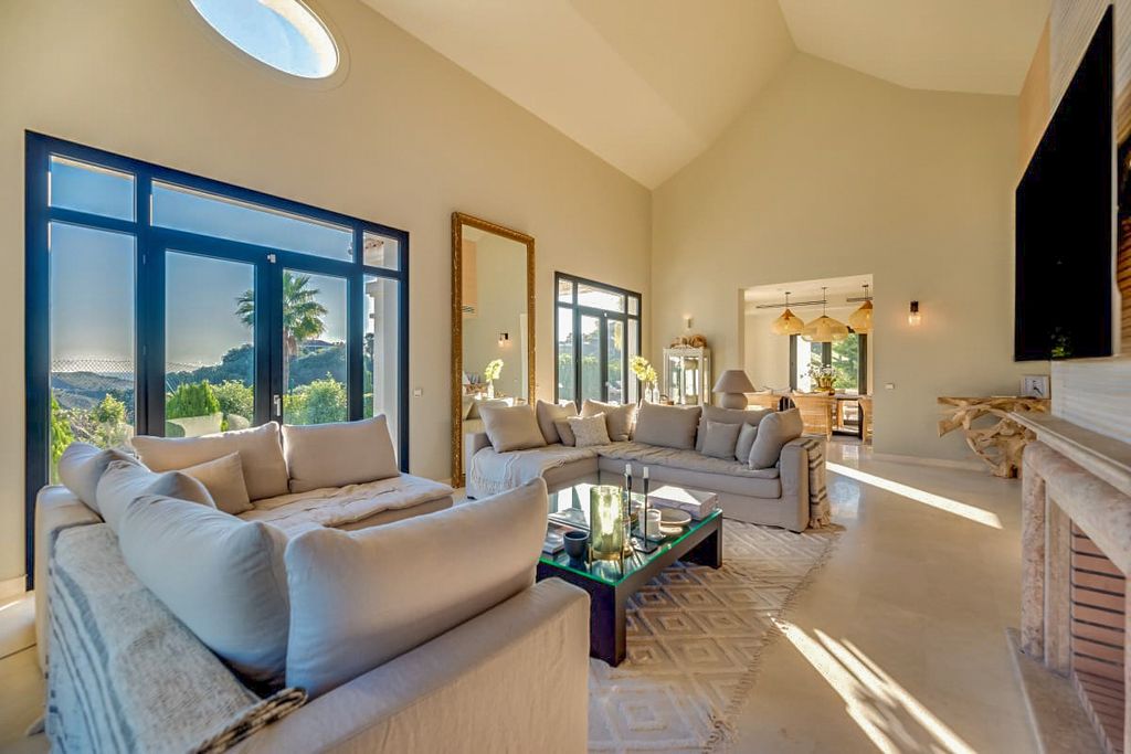 Villa Bodecia CostaDelSol Olivers Travels 03