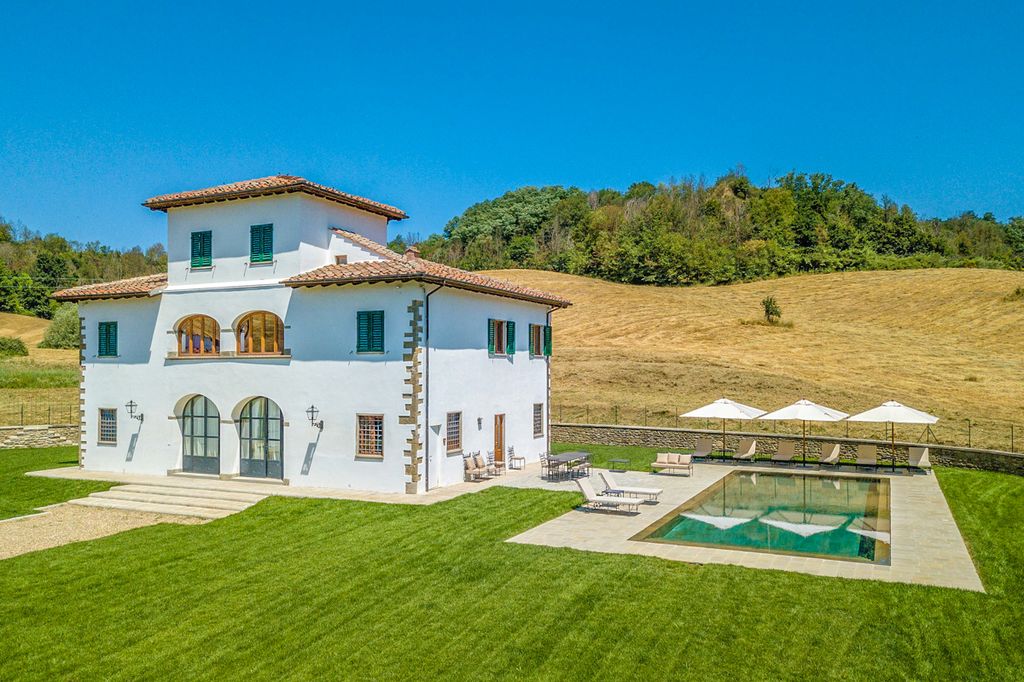 Villa Merlot Tuscany Olivers Travels 1