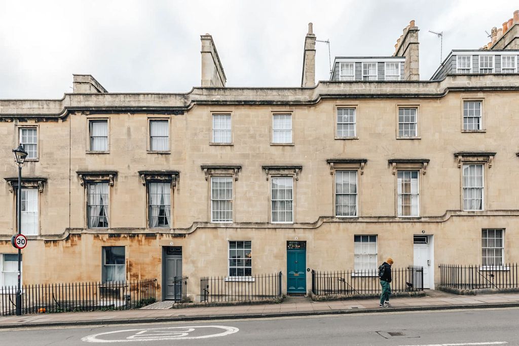 Royal George Townhouse Bath Olivers Travels 1 01