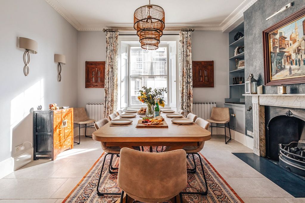 Royal George Townhouse Bath Olivers Travels 3 01