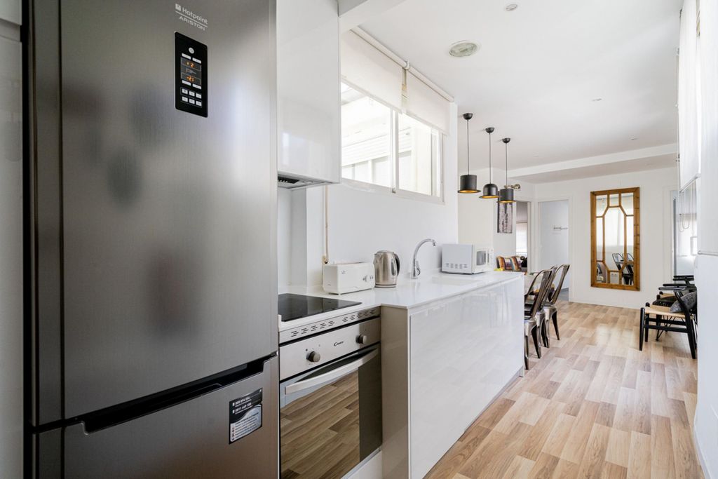 Apartment Inigo Madrid Olivers Travels 3 01