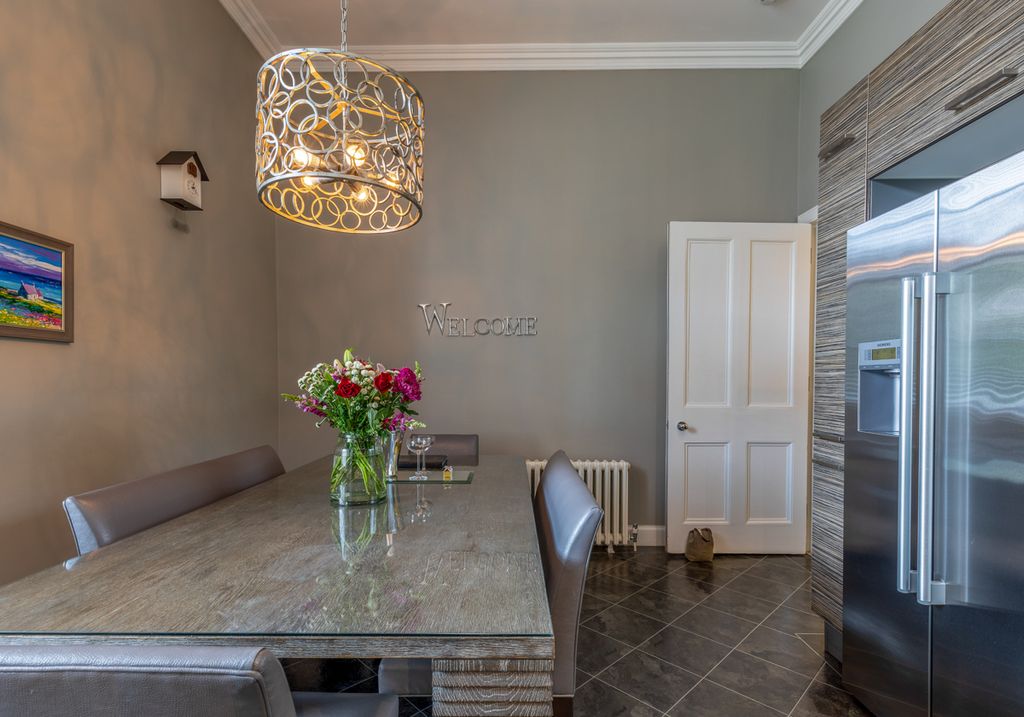 Apartment Skye Edinburgh Olivers Travels 3