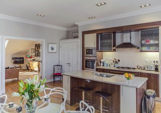 Apartment Maisie Edinburgh Olivers Travels 1