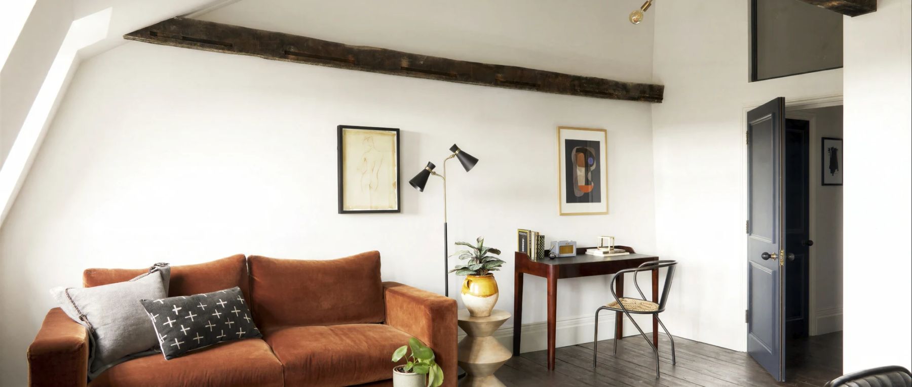 001 angel apartment england olivers travels desktop center