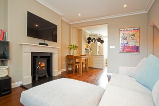 Sawyer House London Olivers Travels 1