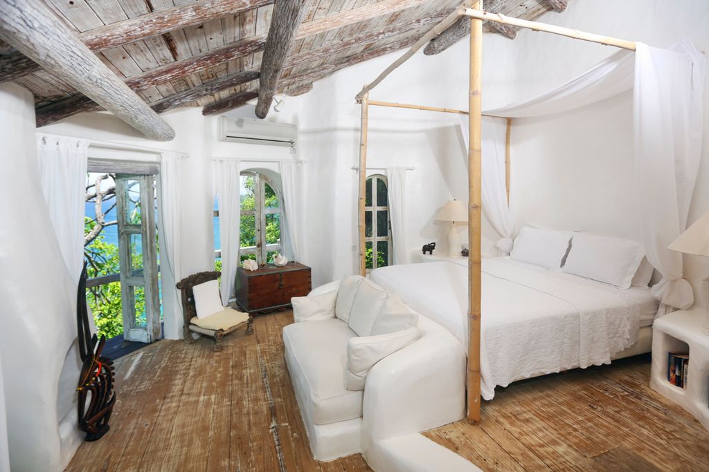 Smugglers Nest St Lucia Olivers Travels 3