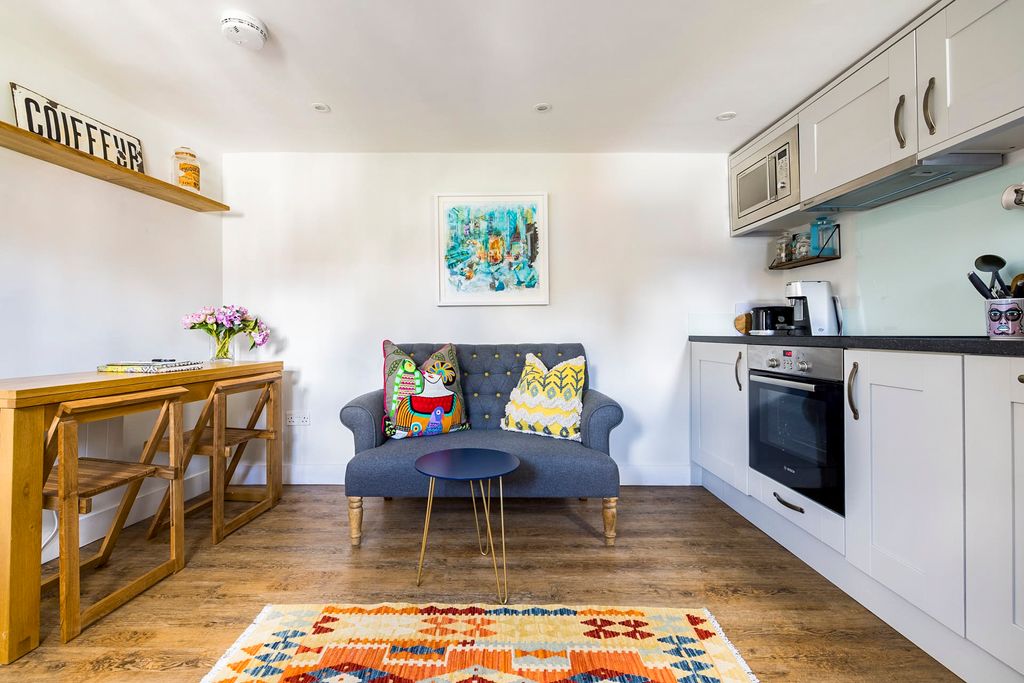 Alresford House South East Olivers Travels 3