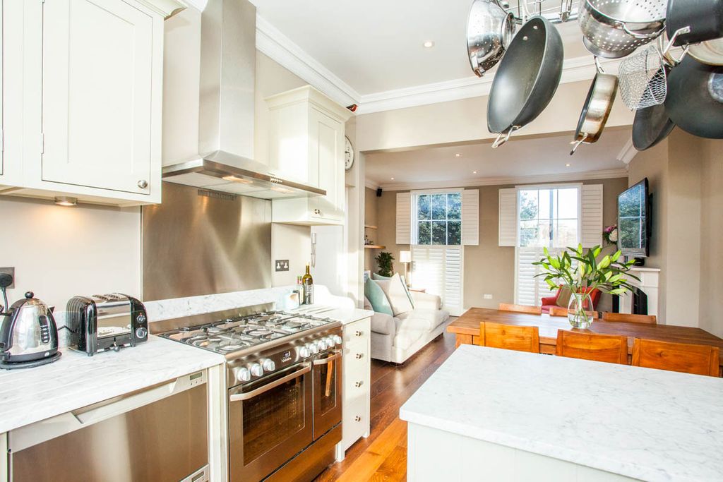 Maisonette Willow London Olivers Travels 5 01