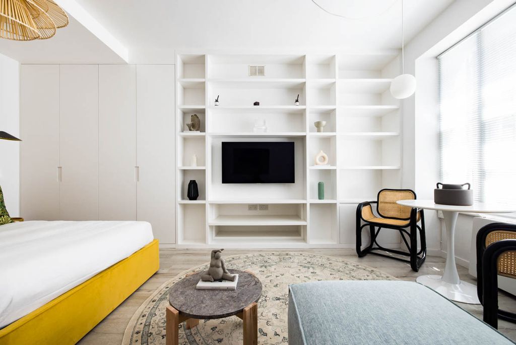 Huxley Studio London Olivers Travels 4
