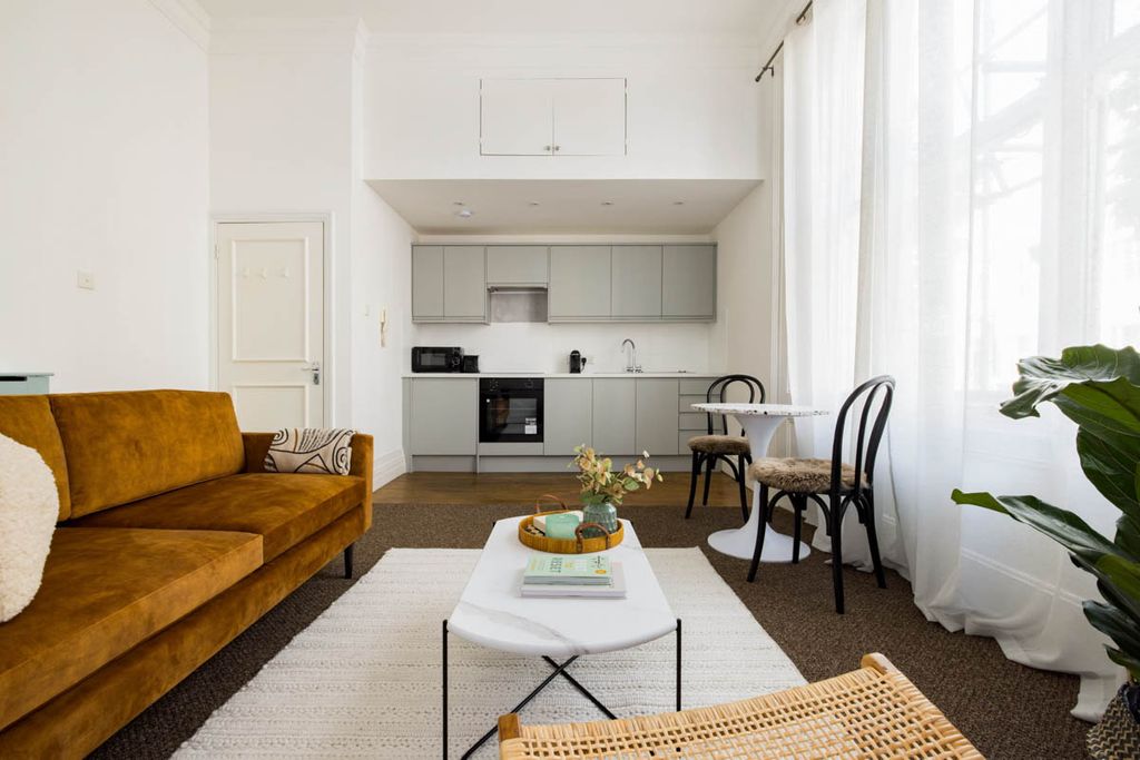Shaw Apartment London Olivers Travels 3