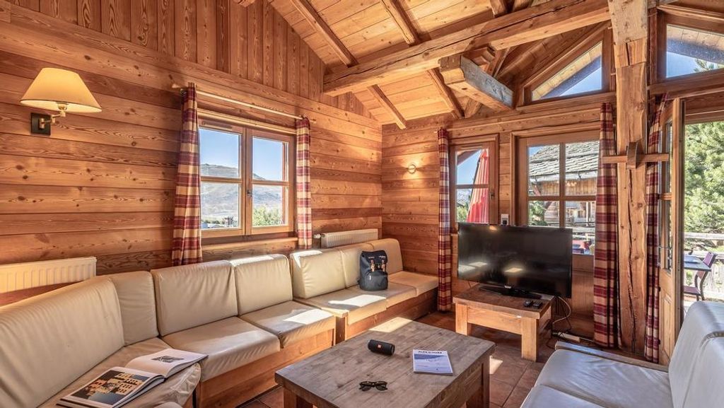 Chalet Emilie Alpes Huez Olivers Travels 7 01