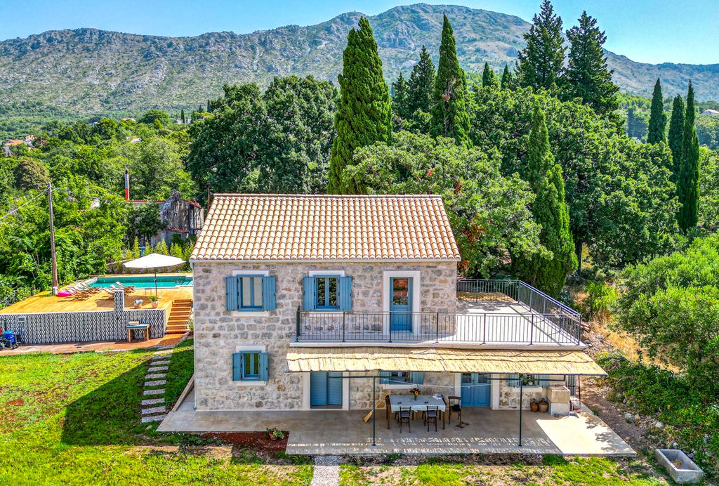 Beech House Dubrovnik Olivers Travels 1