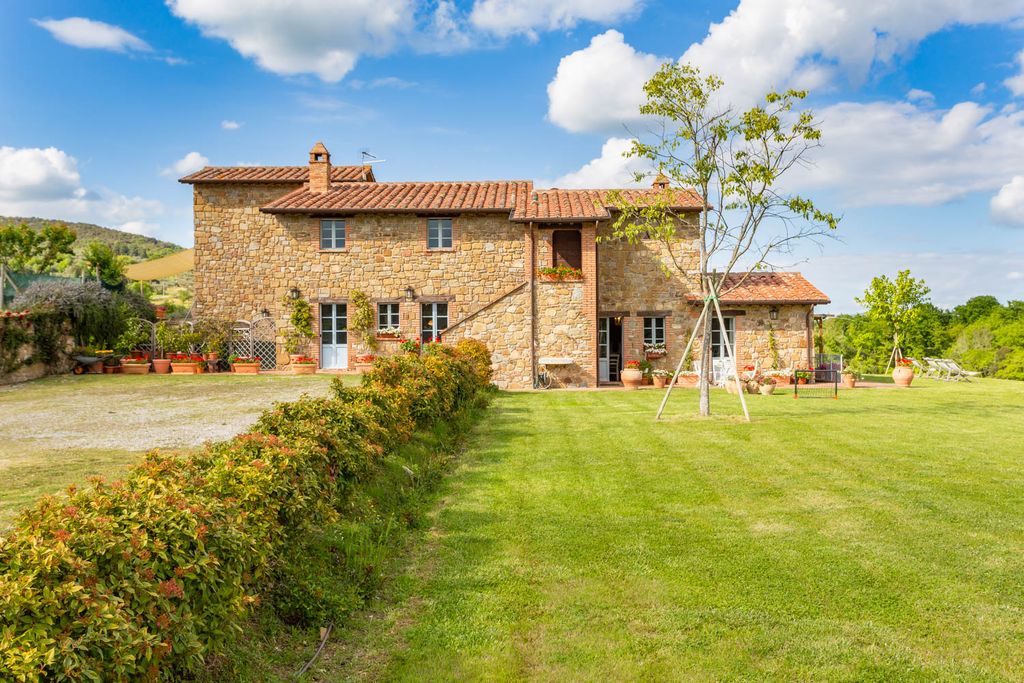 Villa Le Cegile Umbria Italy OliversTravels 2