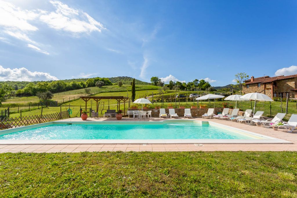 Villa Le Cegile Umbria Italy OliversTravels 3