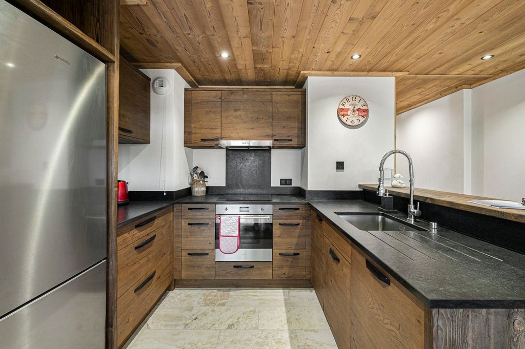 Apartment Lejuene Courchevel Olivers Travels 4