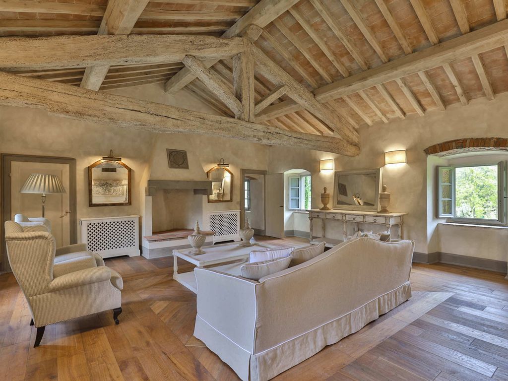 Il Fante Tuscany Olivers Travels 3
