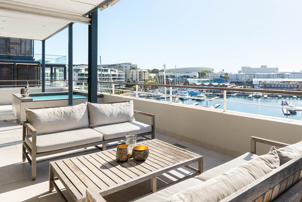 Mouille Penthouse Cape Town Olivers Travels 2