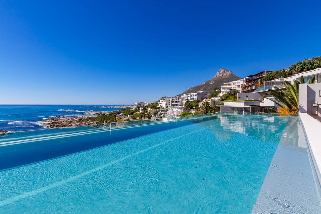 Camps Bay Penthouse Cape Town Olivers Travels 1