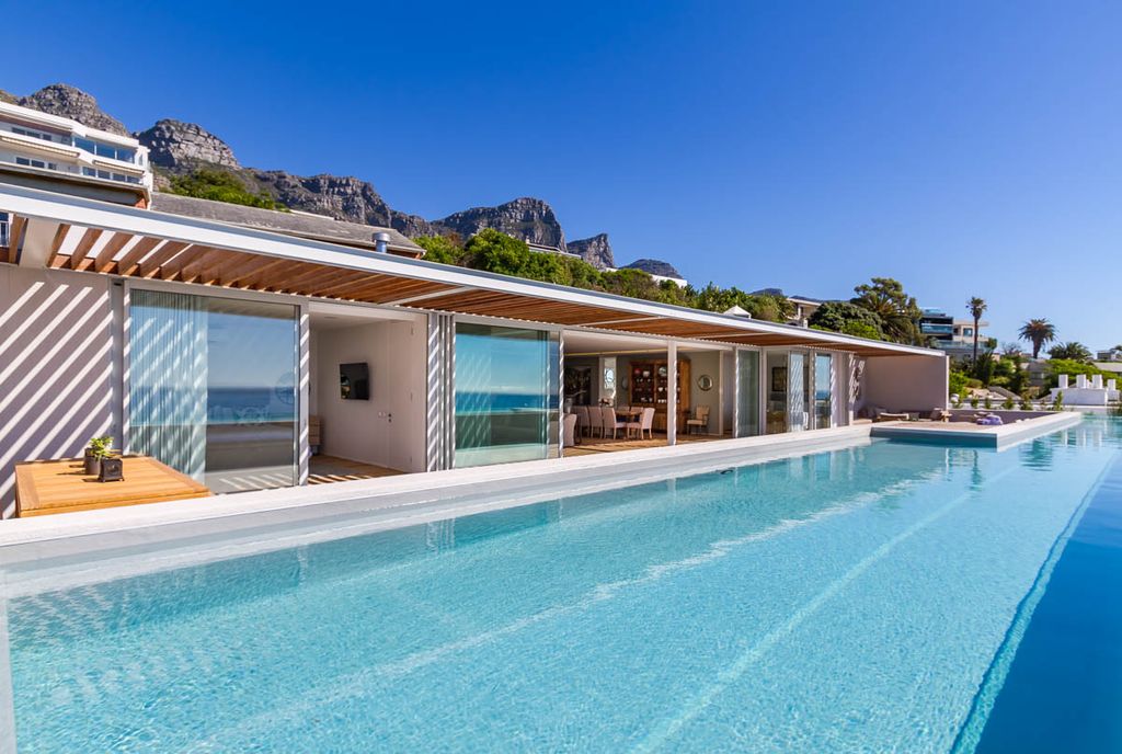 Camps Bay Penthouse Cape Town Olivers Travels 2