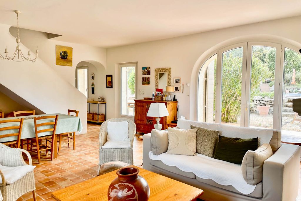 Maison Louise France Provence OliversTravels 3