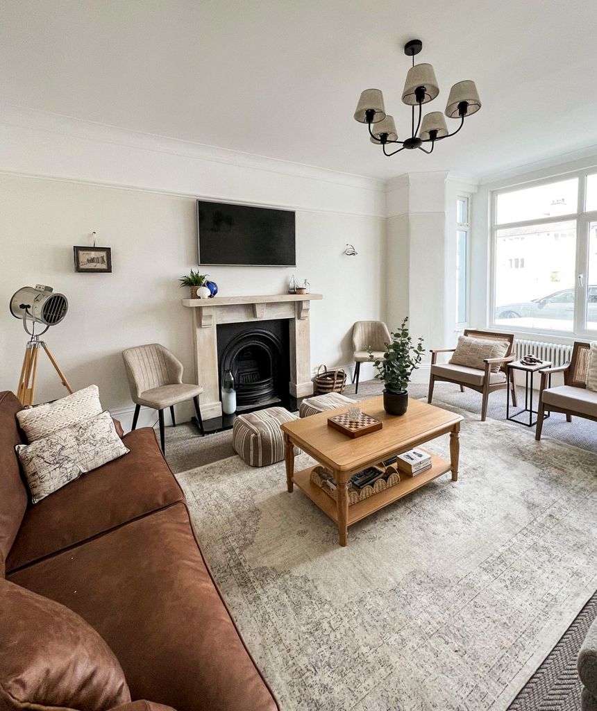 Marine Lodge Wales Olivers Travels 6