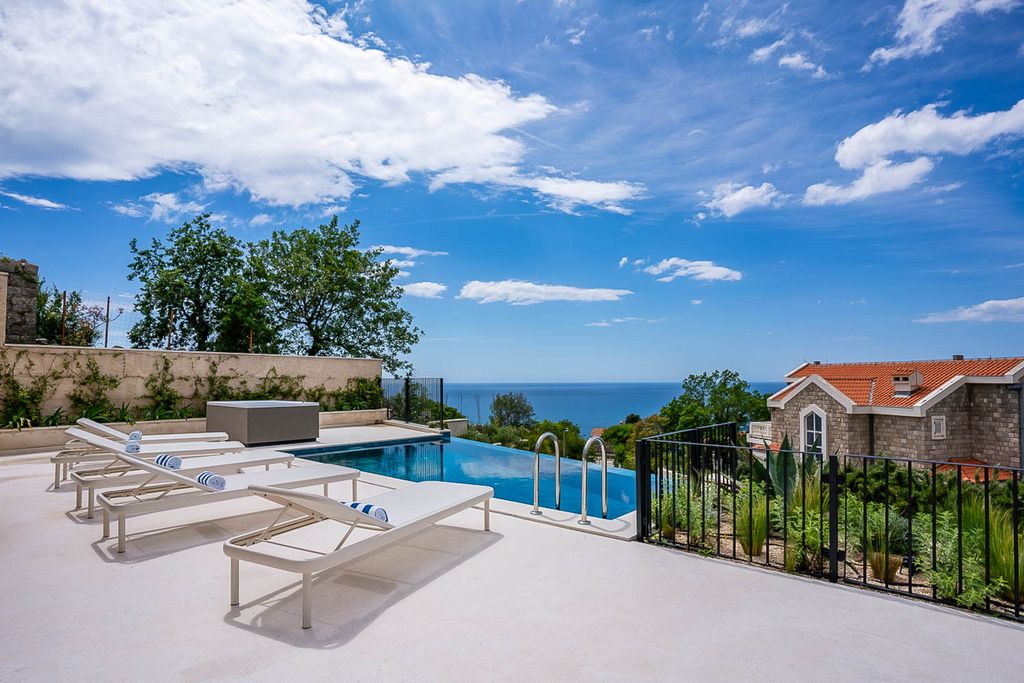 Villa Sanah Montenegro Budva OliversTravels 2