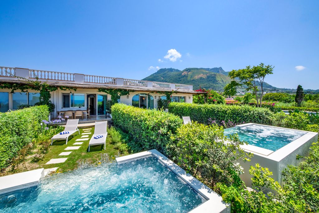 Villa Marilu Ischia Olivers Travels 01