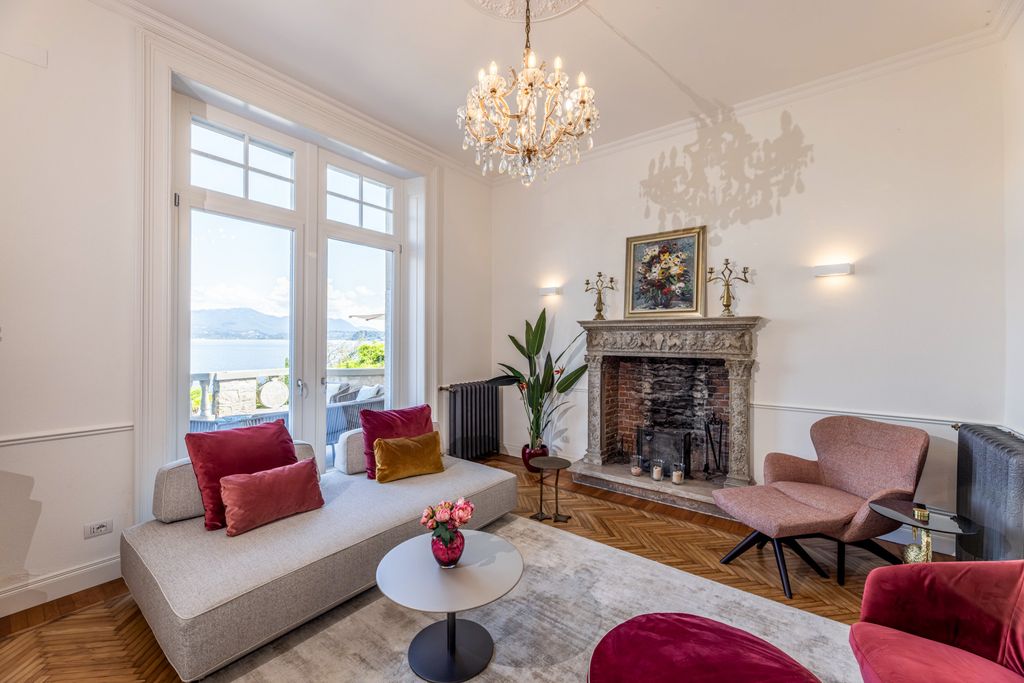 Villa Eden Al Lago Lakes Olivers Travels 3