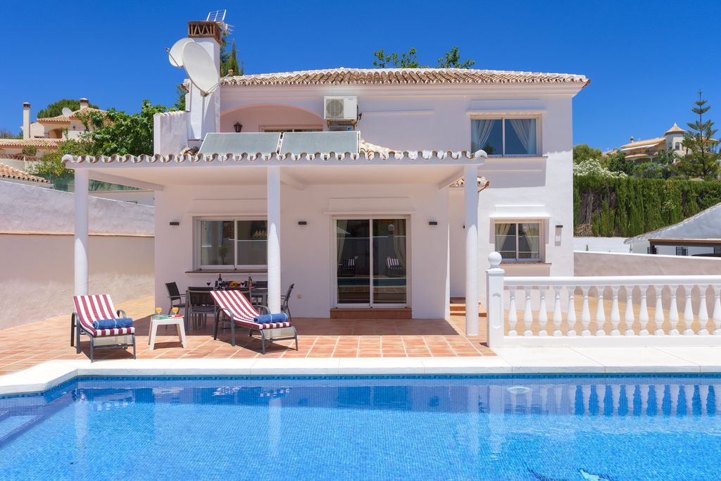 Coto Paz Dos Costa del Sol OliversTravels 1