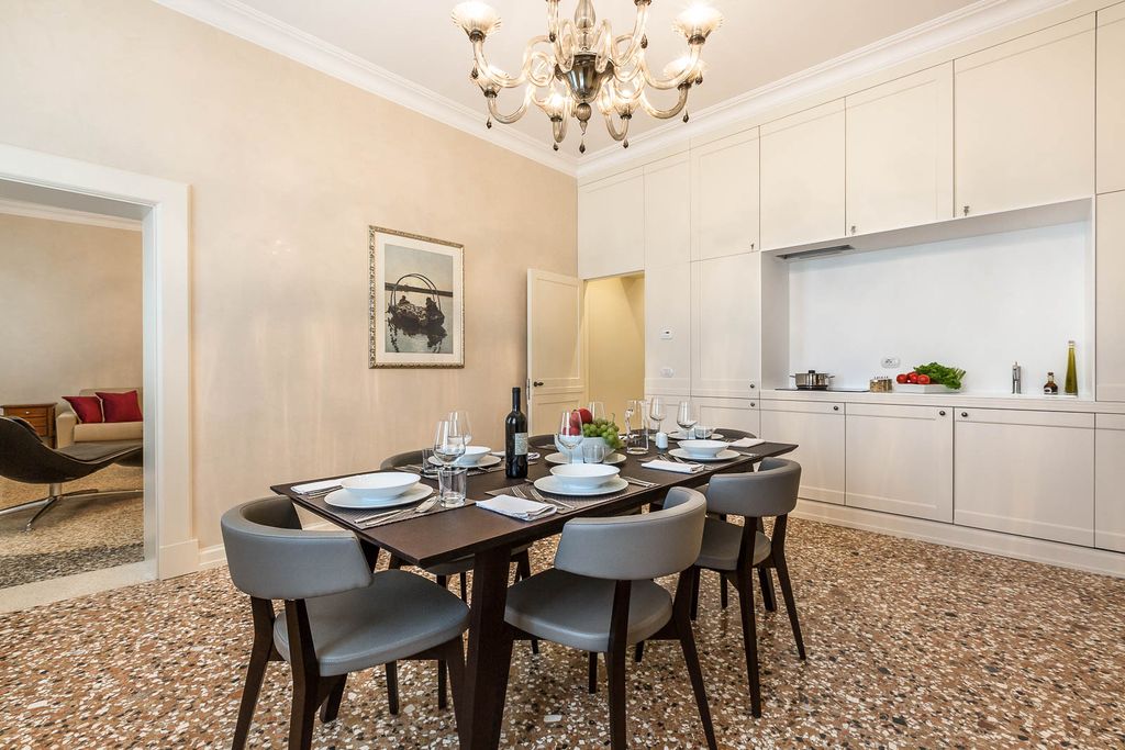 Apartment Cristallo Venice Olivers Travels 3