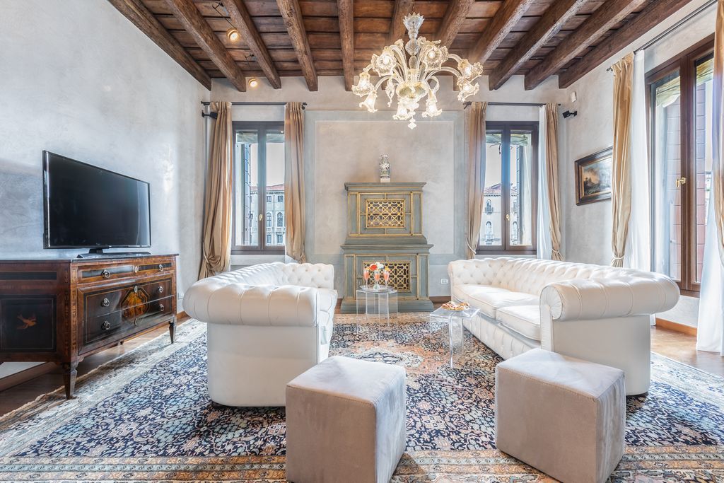 Palazzo Perla Venice Olivers Travels 02