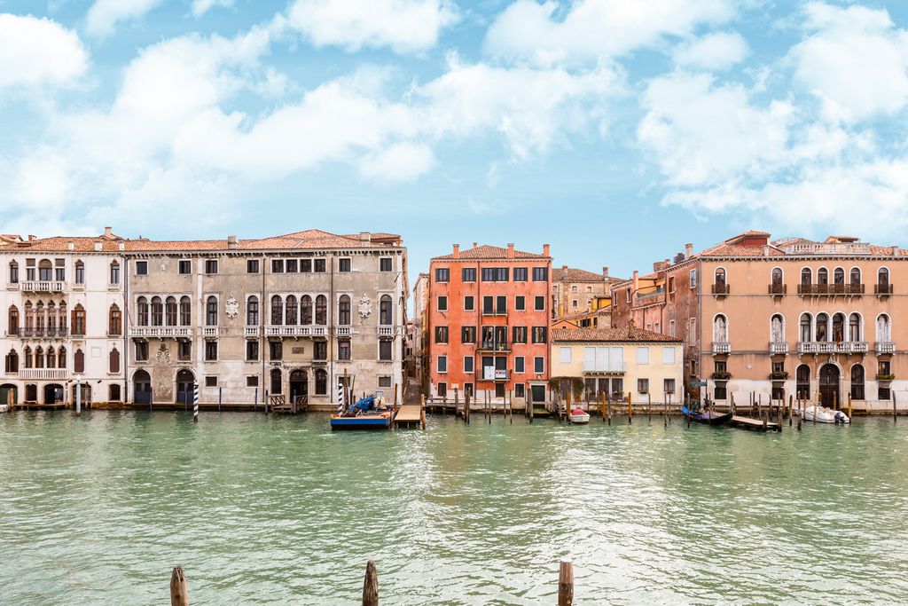 Palazzo Perla Venice Olivers Travels 01