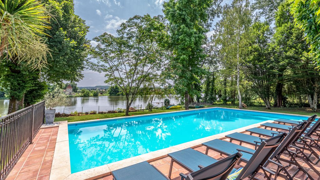 Chateau Belle Rive Dordogne Olivers Travels 2