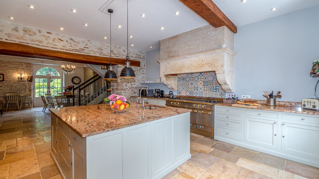 Chateau Belle Rive Dordogne Olivers Travels 5