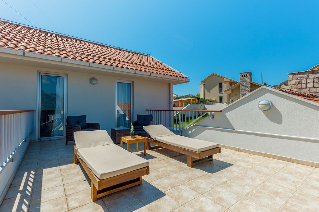 Villa Milovan Budva Olivers Travels 2