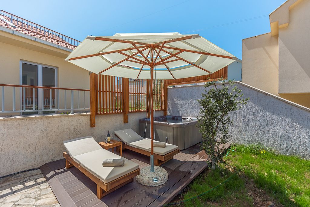 Villa Irnes Budva Olivers Travels 6