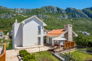 Villa Nevia Budva Olivers Travels 1
