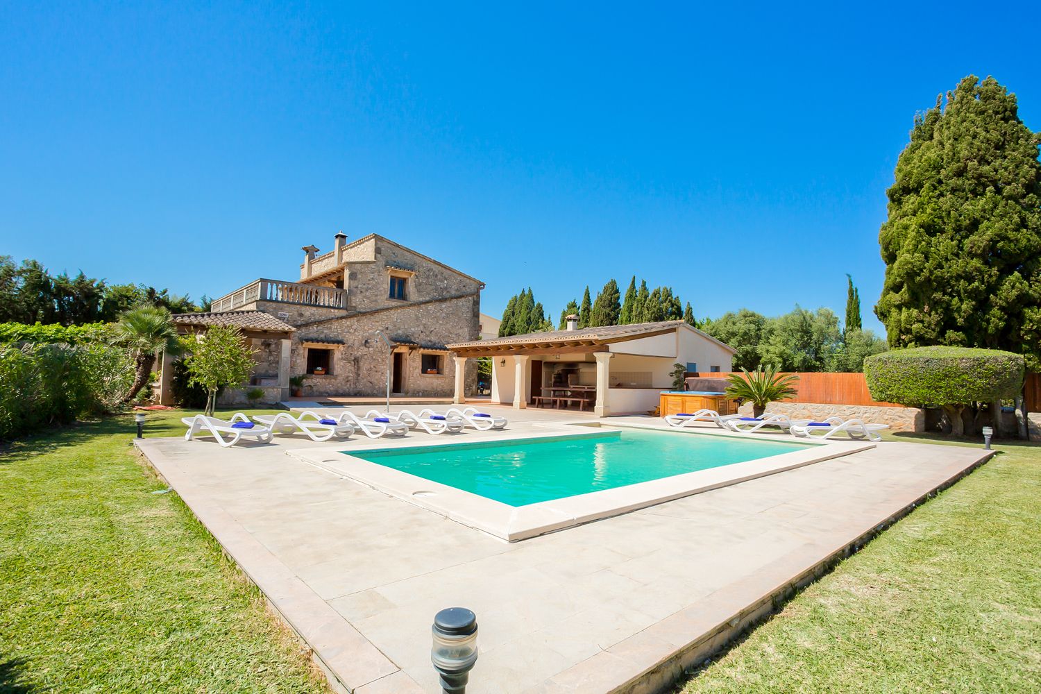 Villa Bregat