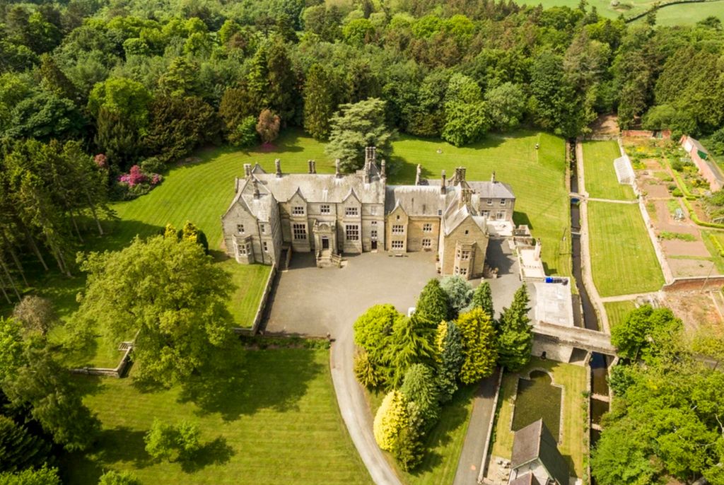 Thistlebrook Hall Northumberland Olivers Travels 5