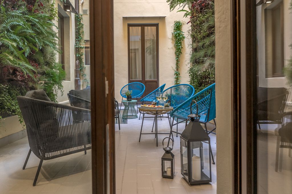 Apartment Aurora Florence Olivers Travels 3