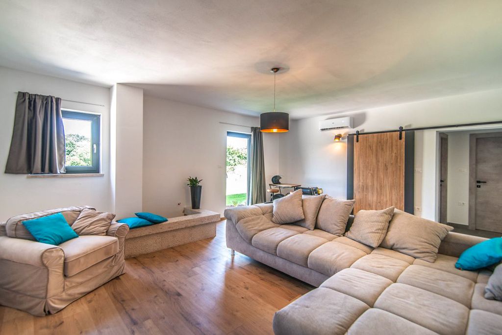 Villa Kara Istria Olivers Travels 3