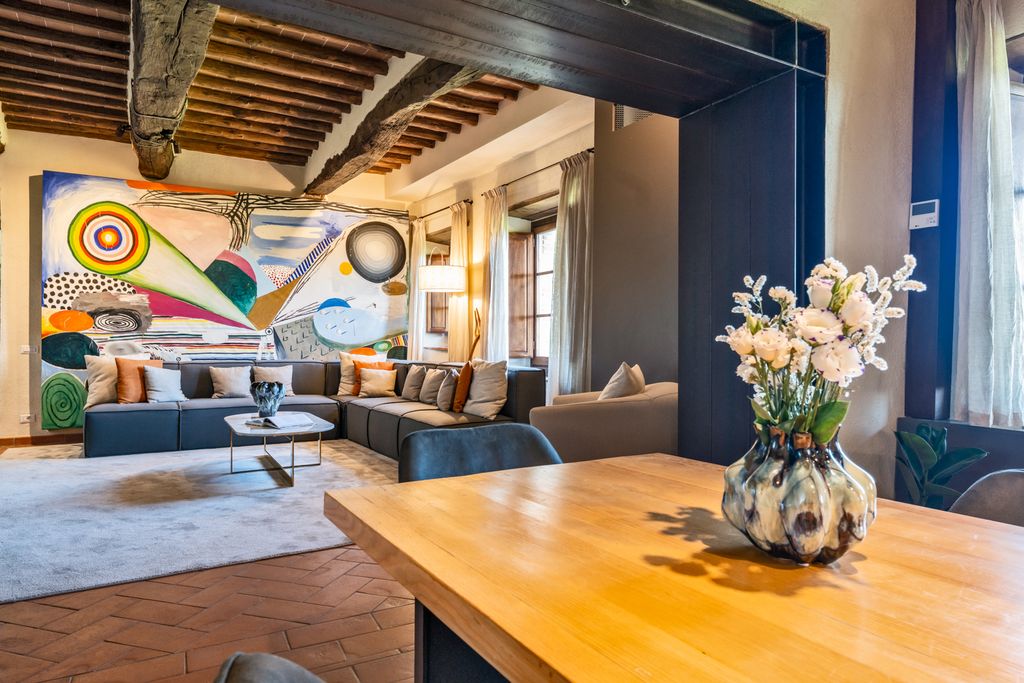 Domus Area tuscany Italy OliversTravels 11