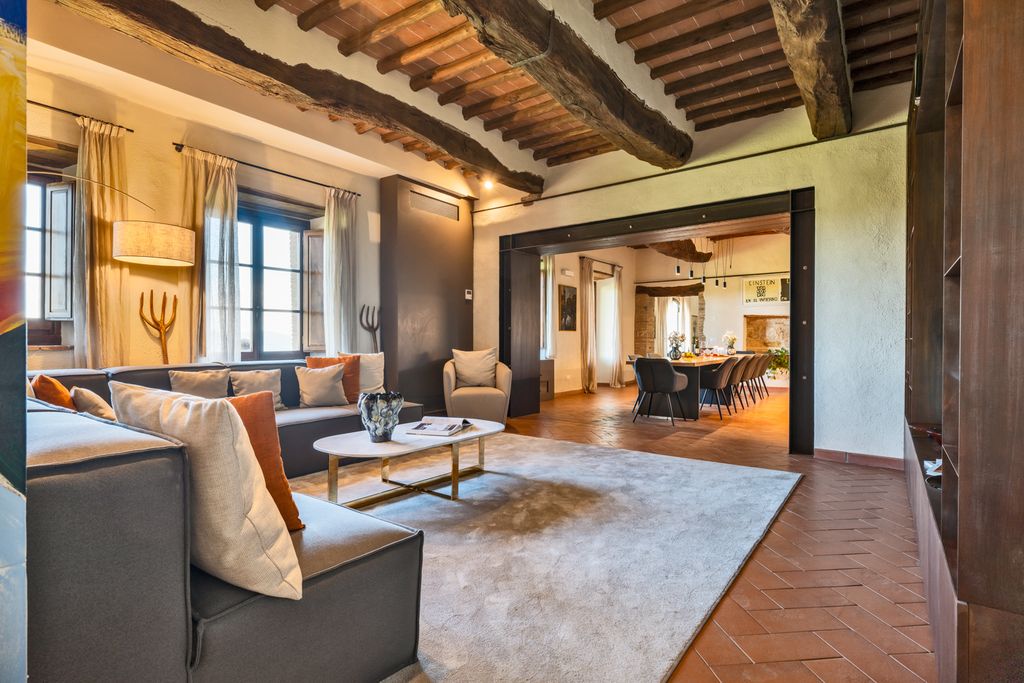 Domus Area tuscany Italy OliversTravels 13