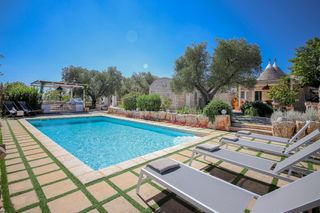 Trullo Pineta Puglia Olivers Travels 1